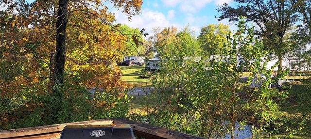 Kat's Get Away by the Lake in Murphysboro