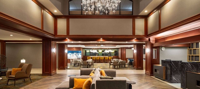 La Quinta Inn & Suites by Wyndham Madison American Center in Madison