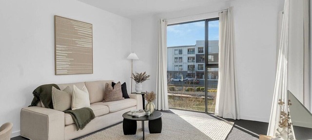 Lakeside Nook | By Host Solutions in Lightsview