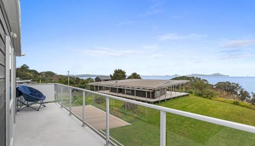 Langs Time - Langs Beach Holiday Home in Waipu