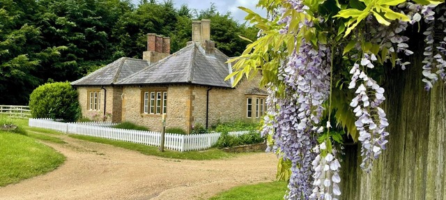 Lavender Cottage in Long Compton
