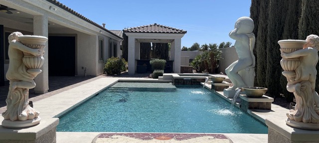 Luxurious Mansion Glamorous Pool & Spa in Las Vegas