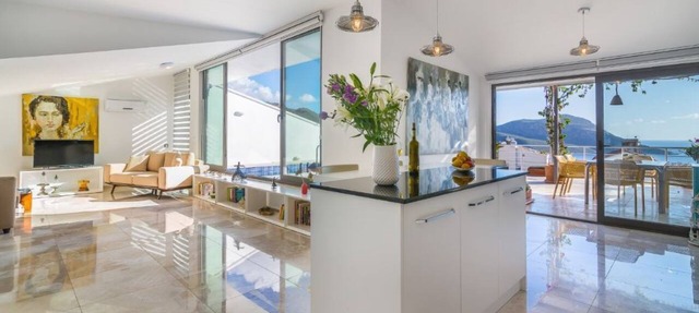 Luxury 3 Bed Duplex Penthouse with Sea View & Private Pool - 5 mins Walk to Town in Kalkan