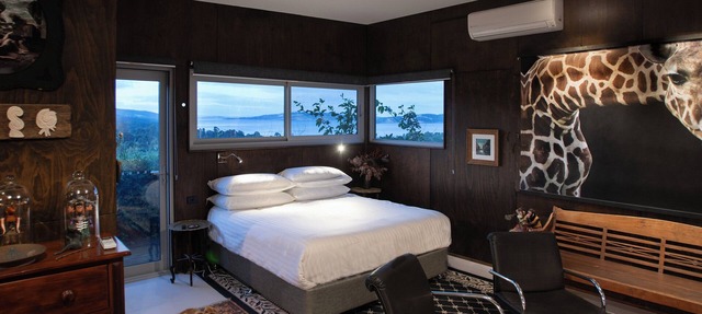 Luxury accommodation in Woodbridge, Tasmania, AUSTRALIA. Truly unique. in Woodbridge