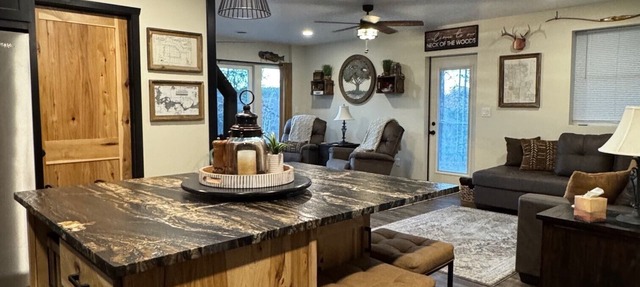 Luxury creekside cabin near High Falls with views, fire pit & trails nearby in Crivitz