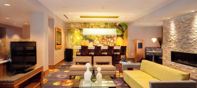 Marriott Ithaca | 2 Queen | Ithaca Commons, Finger Lakes, Indoor Pool in Ithaca
