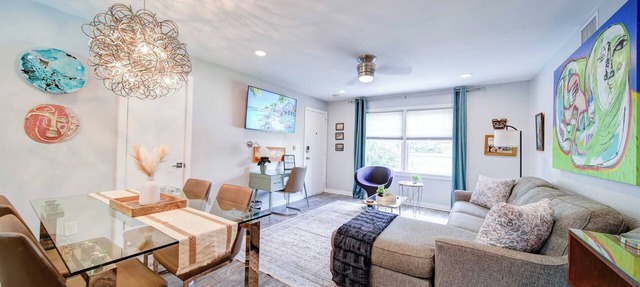 Modern Myers Park 1BR · Ground Floor · Free Parking · near Atrium CMC & Uptown in Charlotte