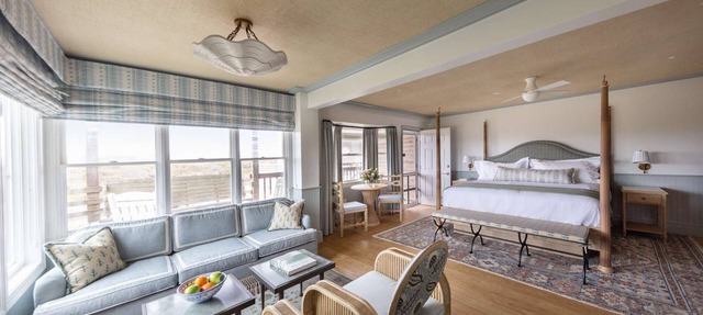 Ocean View King Studio + Restaurants & Pool + Spa in Duck