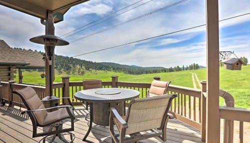 On-Site Hiking Access: Mtn-View Conifer Cabin in Conifer