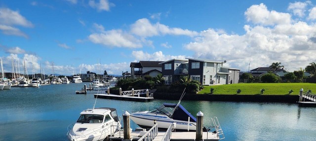 One tree point marsden Cove waterways Fish then back to your own jetty and relax in One Tree Point