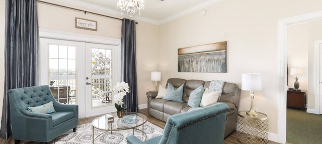 OVER 90 FIVE STAR REVIEWS! INVITING TOP FLOOR CONDO WITH AMAZING GOLF VIEWS! in Kissimmee