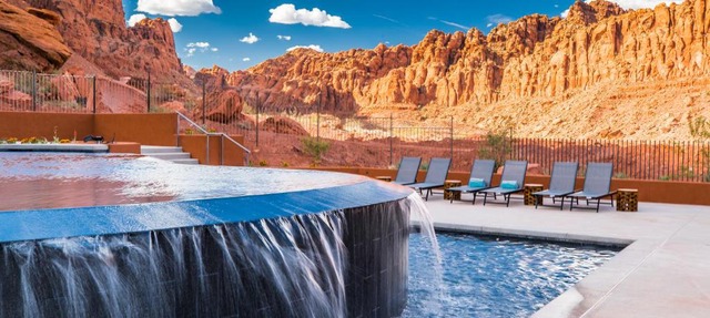 Padre Canyon Residences - Double Masters with Pool in Ivins