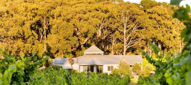 Polperro Villas in Red Hill