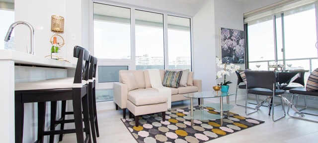 Prestigious 2 bedroom/Midtown/close to Subway in Toronto