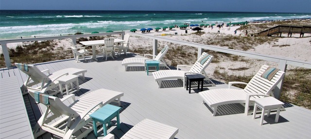 Private Beachfront Home, Swimming Pool, Kayak, Paddle Boards & Free Chair Set Up in Destin