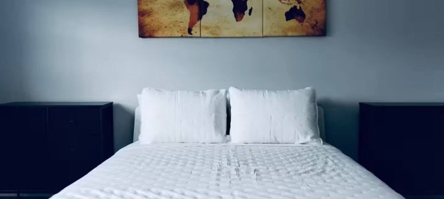Private Upstairs Unit near Balt City/John Hopkins in Baltimore