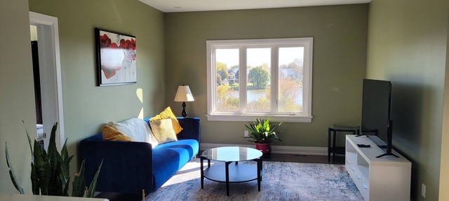 Quiet Riverfront , Pet friendly in Casselman