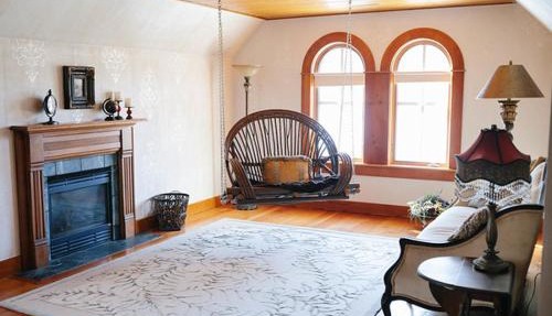 Round Barn Farm B & B Event Center in Red Wing