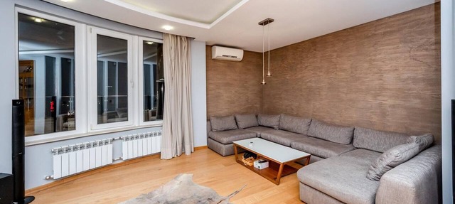 Sofia Luxury 3-bed Penthouse Apartment, Sleeps 6 in Sofia