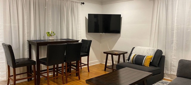 Spacious 2 Bdrm with Office close to downtown Kingston in Kingston