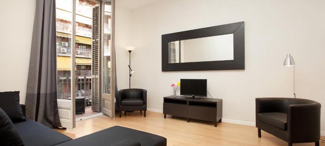 Spacious and modern apartment in Barcelona