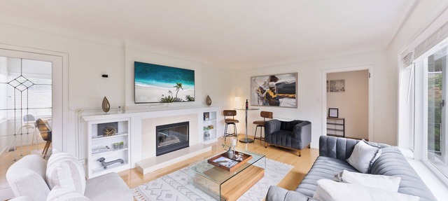 Spacious Dundarave home Near Village and Beach in West Vancouver