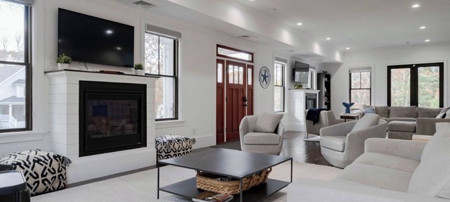 Spacious New Construction/Walk-Beach/FirePit/Game Rm/Private/Family Friendly in Cape Cod