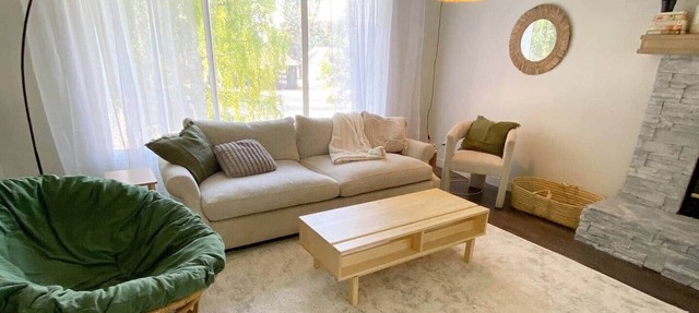 Spacious Updated Home in Central Red Deer Location in Red Deer