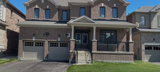Spacious Waterfront Retreat near Blue Mountain & Wasaga Beach - All-Season Fun! in Stayner