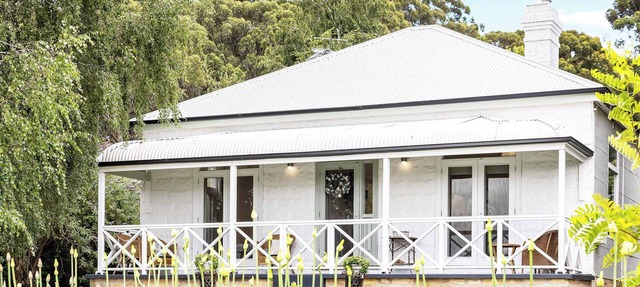 SPRIGG COTTAGE Adelaide Hills Luxury Retreat in Crafers