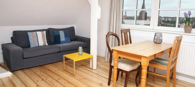 Studio with a panoramic view, centrally located in the Old Town, quiet, Wi-Fi, free parking in FL