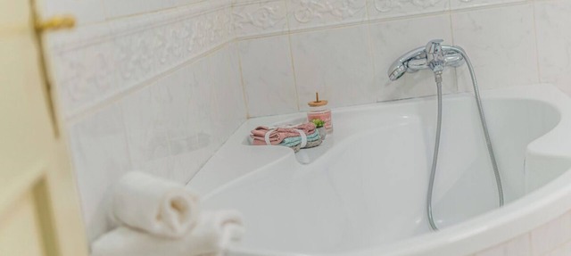 Superb 2 Bedroom Apartment in Old Town Prague. Short Walk to Charles Bridge. K3 in Hlavní mesto Praha