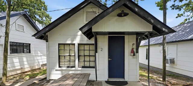 Tenkiller Cedar Cabin Escape Near Lake Adventures B in Cookson