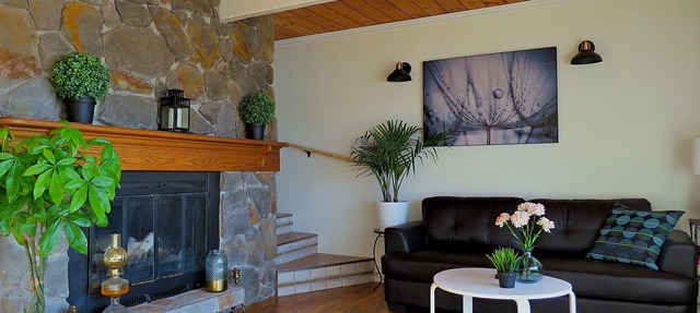 The Fourth Lock Bed & Breakfast in Fall River