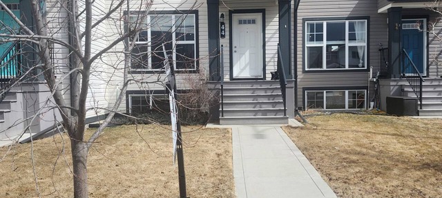 The LUX Home Retreat Near Beach. A Perfect Place to Getaway Year-Round! in Sylvan Lake