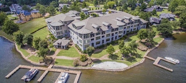 Tranquil Lakefront Paradise on Lake Oconee! Beautiful 2 Bedroom Condo in EATONTON