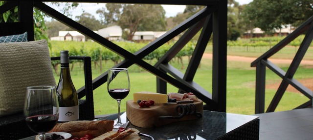 Upper Reach Spa Cottage with FREE Wi-Fi in Baskerville