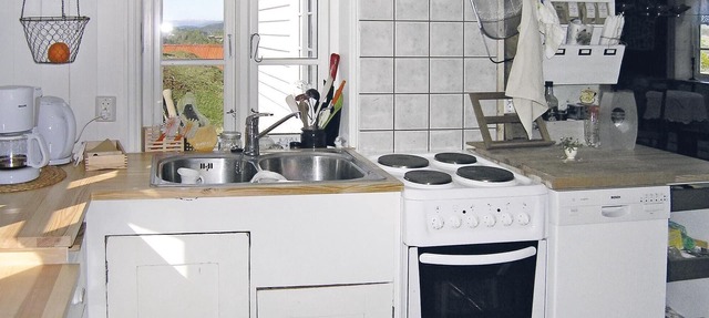 Very nice and charming cottage with great location. in Manger