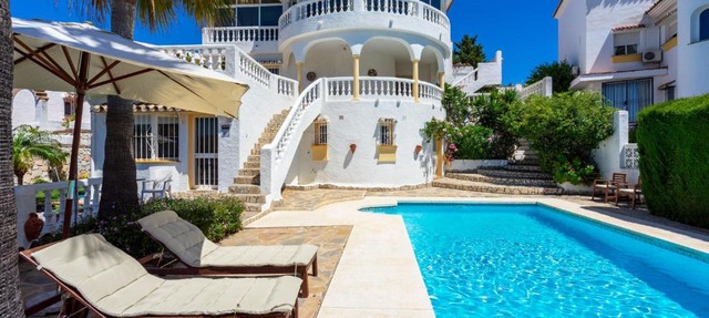 Villa in Cerros del Aguila in Fuengirola