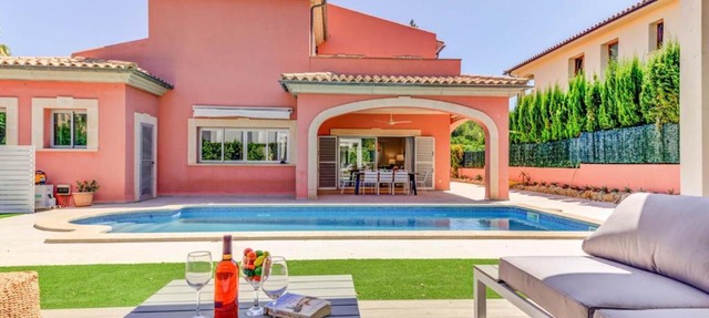 Villa Maria Bonaire by Sealand Villas in Alcudia