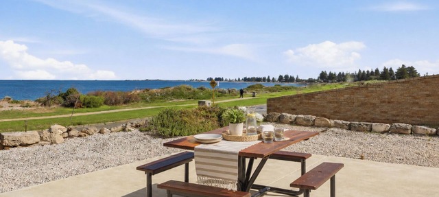 Wake up to ocean views and wander barefoot across to the beach for a morning swim, coffee or sunset walk along the shoreline Perfect for families, couples or work trips, the home offers in Safety Bay