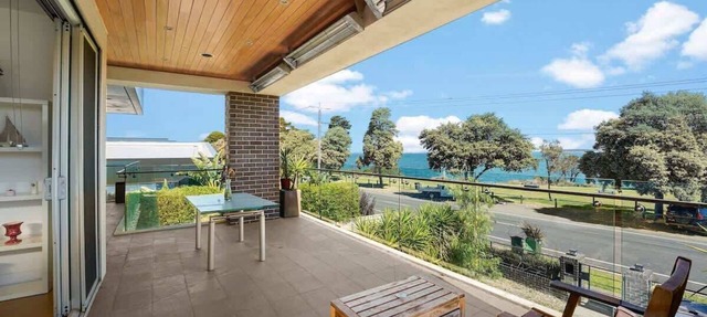 Water Front at Geelong Holiday K Villa in North Shore