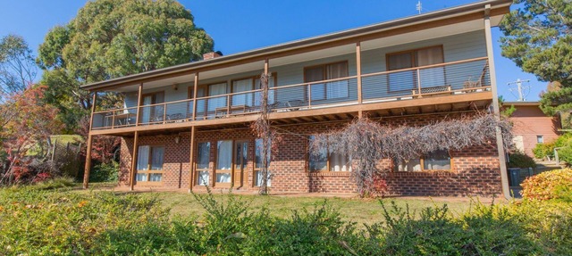 Winterwood - 9 Camira Avenue in East Jindabyne