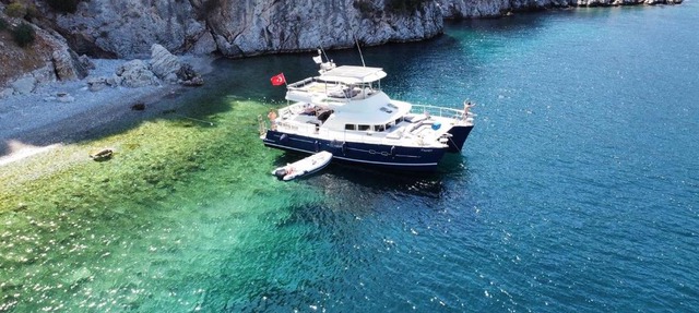 YATTATİL CATAMARAN in Marmaris