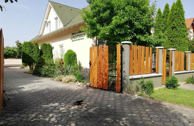 Imola És Andrea Apartmanház 