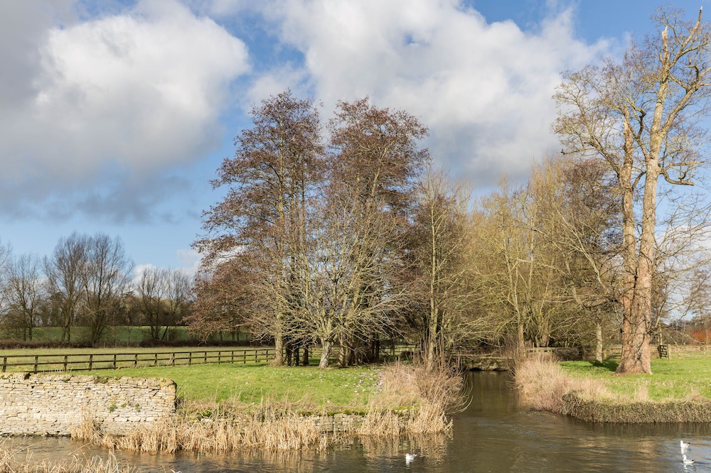 Photo of Others in Fairford