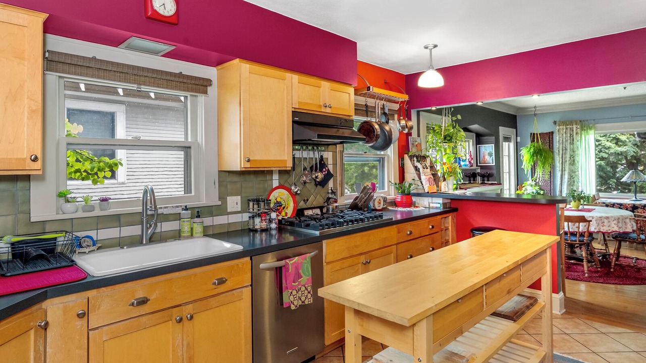 Photo of Kitchen in Roseway