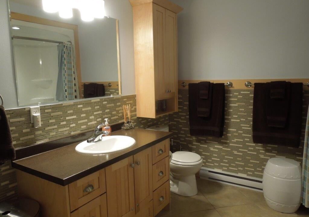 Photo of Bathroom in Green Gables