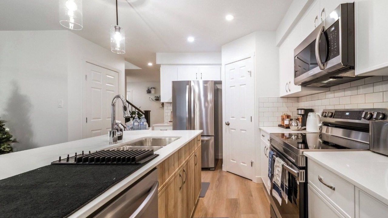 Photo of Kitchen in Stony Plain
