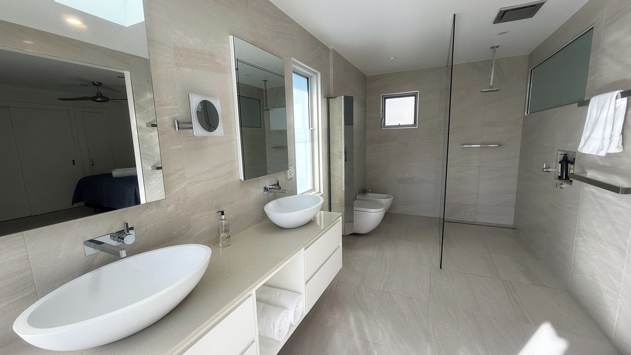 Photo of Bathroom in Binalong Bay